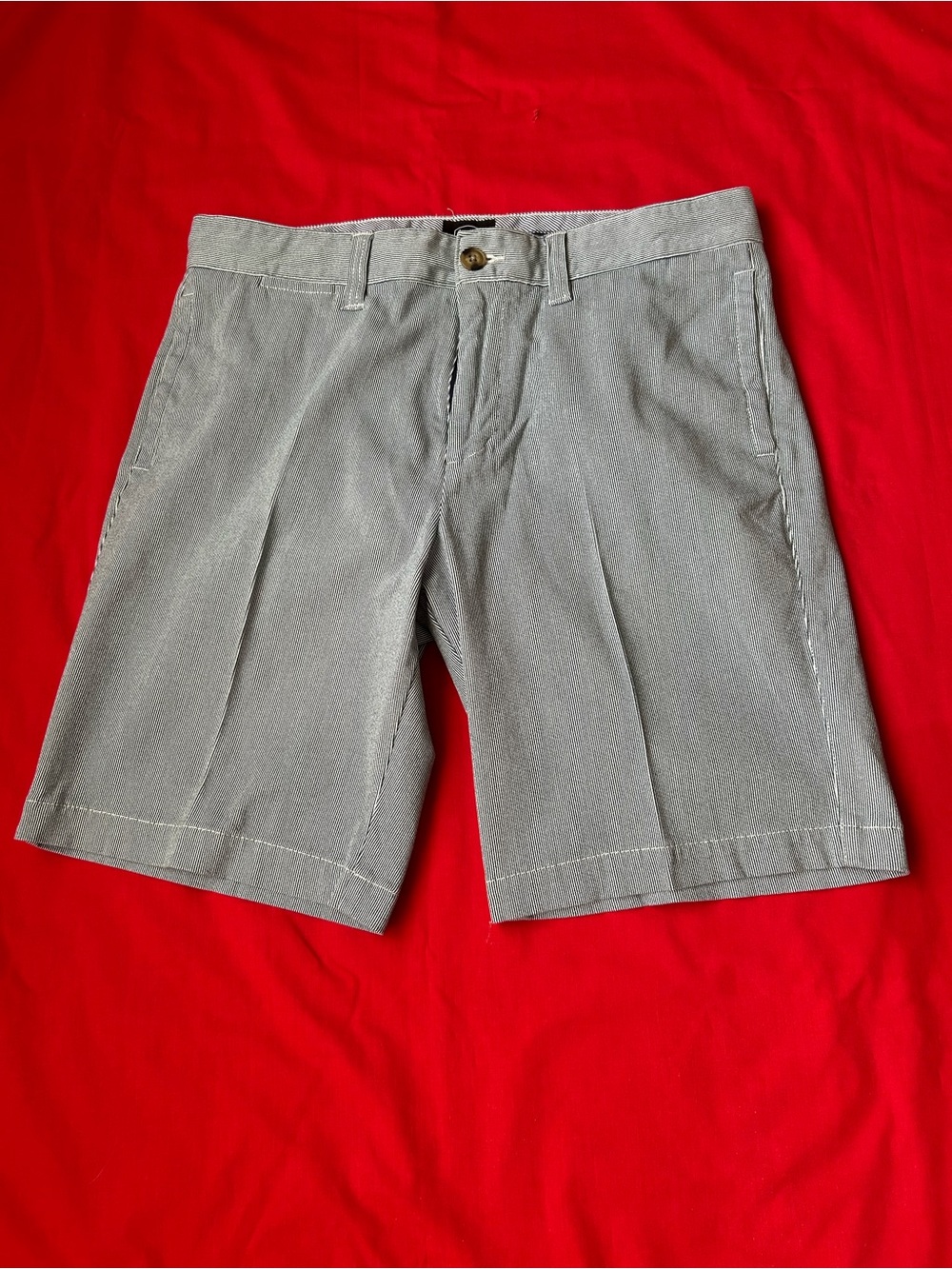 Men's Flat-Front Gray Shorts - Tailored Mid-Rise